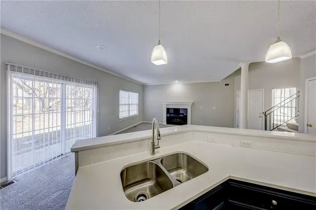 $352,500 | 9207 Boehm Drive, Lenexa, KS 66219