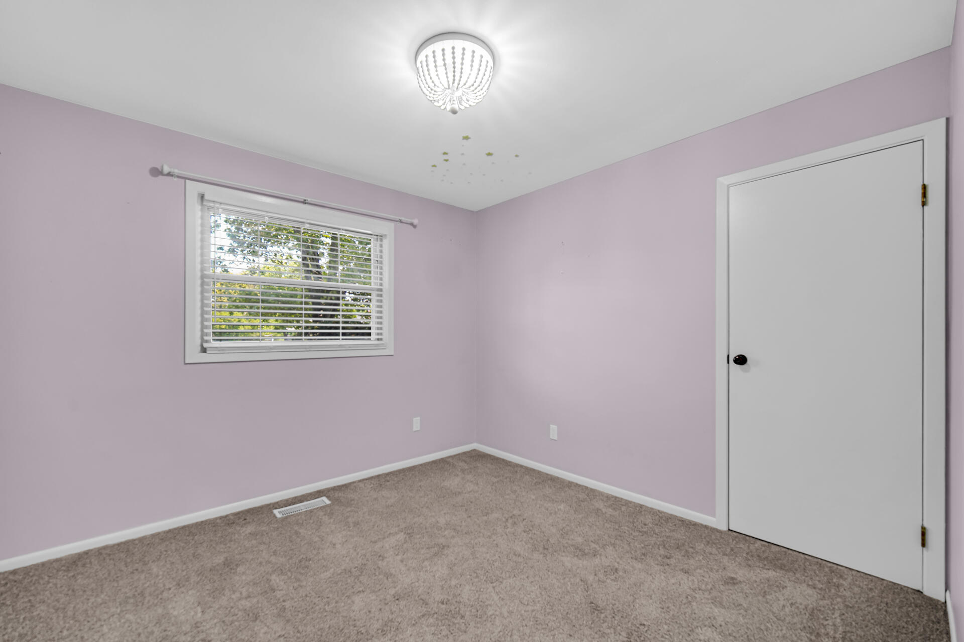 369 Riviera Circle Valparaiso, IN 46385 - Photo 21 of 25 1920x1280
