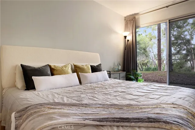 $695,000 | 22081 Caminito Amor, Laguna Hills, CA 92653