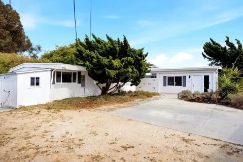 $1,299,000 | 161 Parnassus Circle, Oceanside, CA 92054