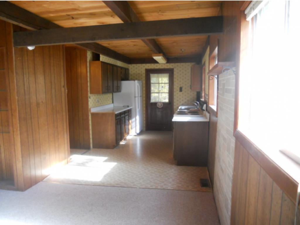 13 Autumn Road Hillsborough, NH 03244 - Photo 8 of 18 Gallery Image 8