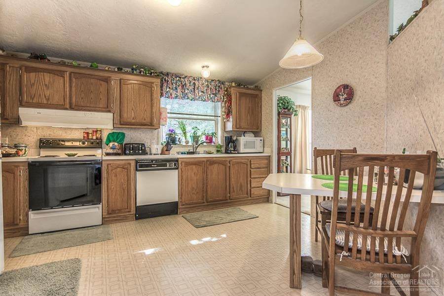 12817 Southwest Upper Ridge Terrebonne, OR 97760 - Photo 14 of 25 Additional Photo