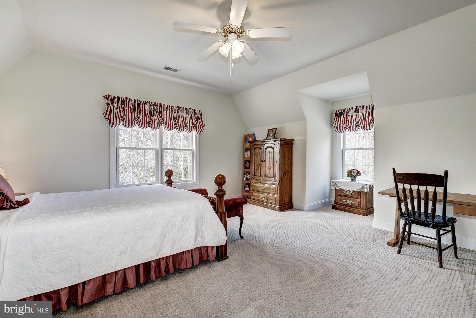 11634 Chapel Road Clifton, VA 20124 - Photo 18 of 30 Bedroom
