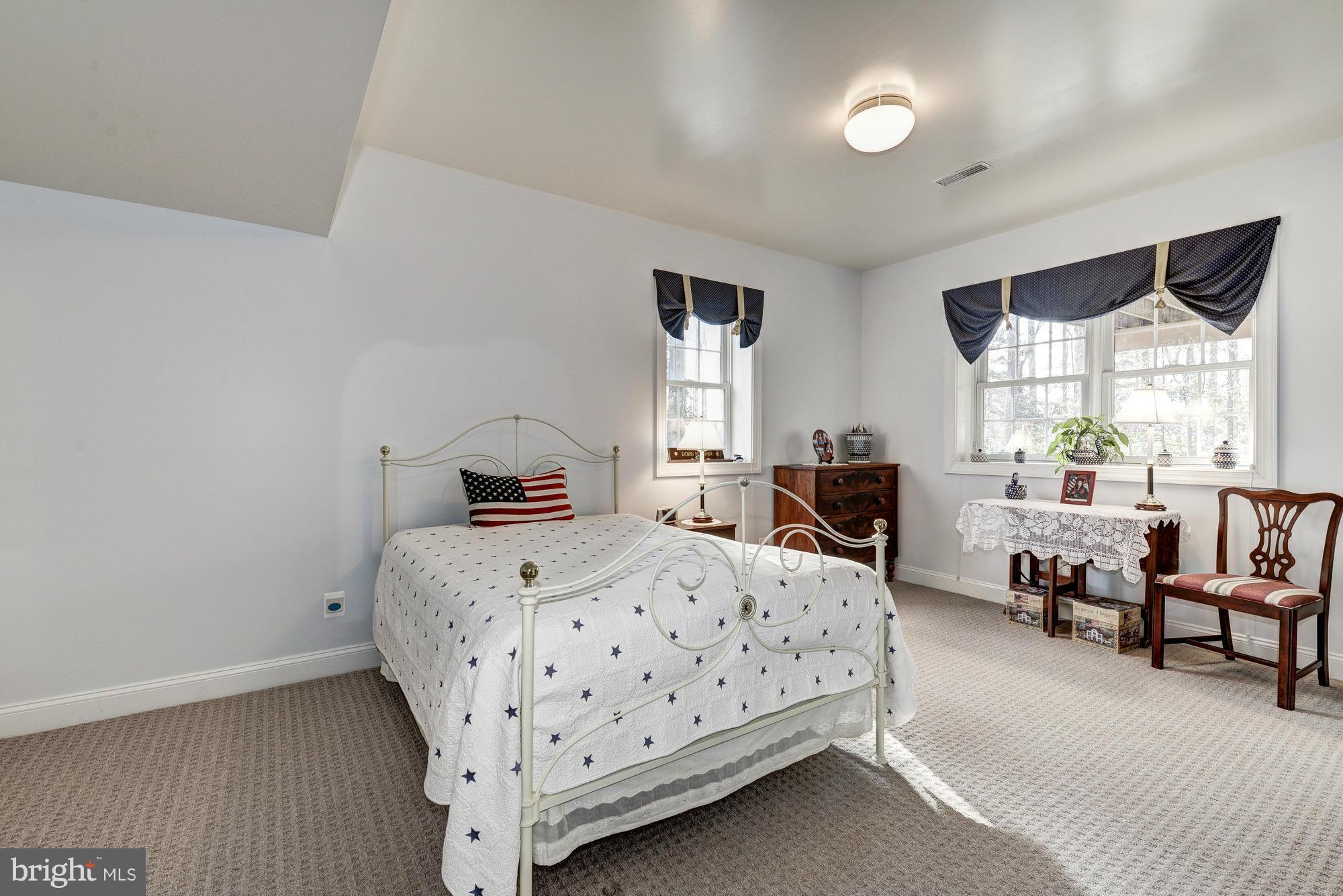 11634 Chapel Road Clifton, VA 20124 - Photo 22 of 30 Bedroom