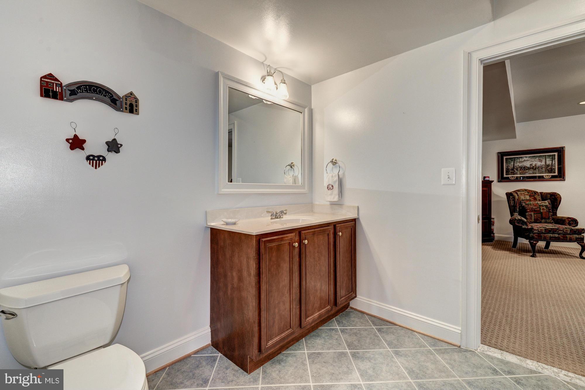11634 Chapel Road Clifton, VA 20124 - Photo 25 of 30 Bath