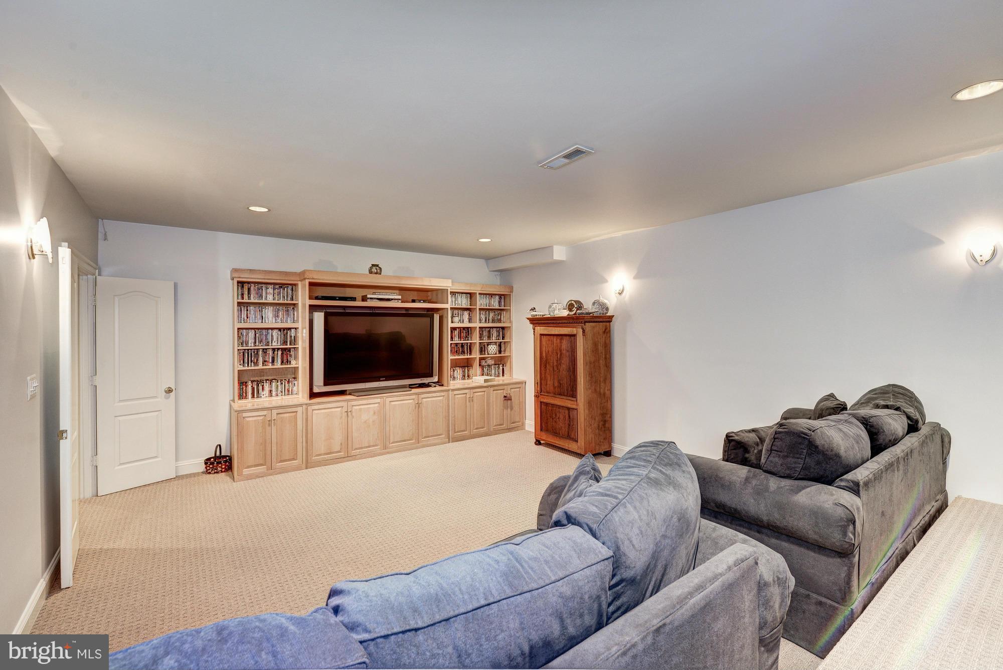 11634 Chapel Road Clifton, VA 20124 - Photo 26 of 30 Interior (General)