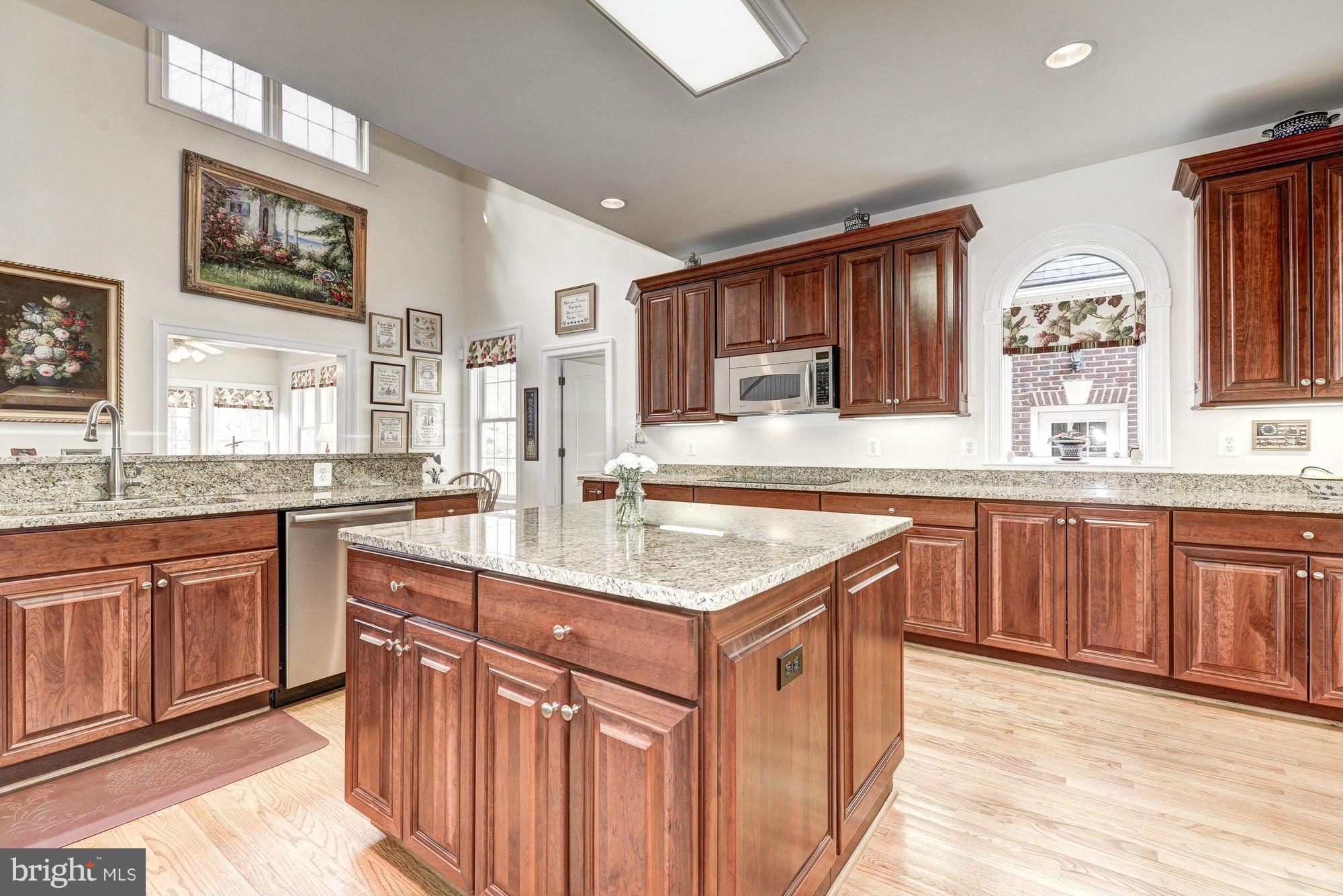 11634 Chapel Road Clifton, VA 20124 - Photo 4 of 30 Kitchen