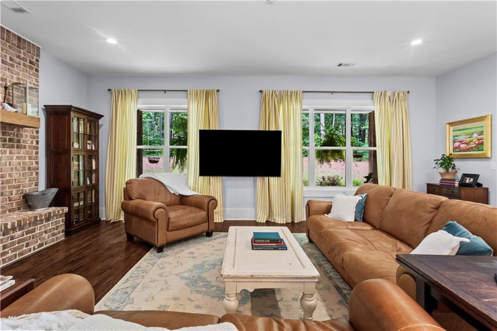 238 Dooley Road Dallas, GA 30132 - Photo 11 of 59 Gallery Image 11