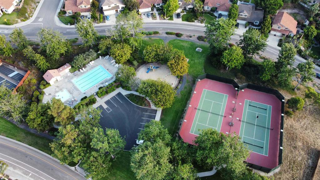 1420 Tres Hermanas Way Encinitas, CA 92024 - Photo 13 of 65