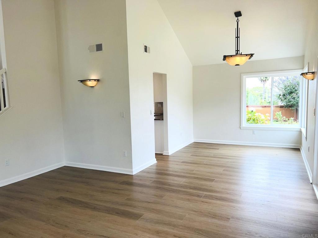 1420 Tres Hermanas Way Encinitas, CA 92024 - Photo 19 of 65