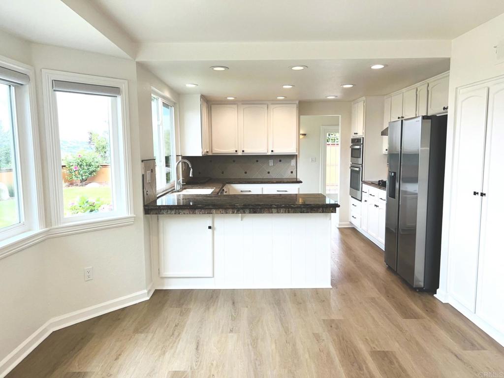 1420 Tres Hermanas Way Encinitas, CA 92024 - Photo 36 of 65