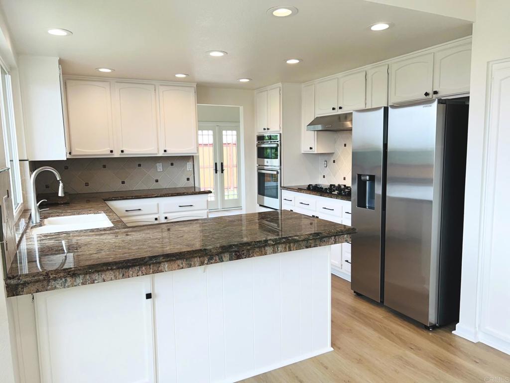 1420 Tres Hermanas Way Encinitas, CA 92024 - Photo 37 of 65