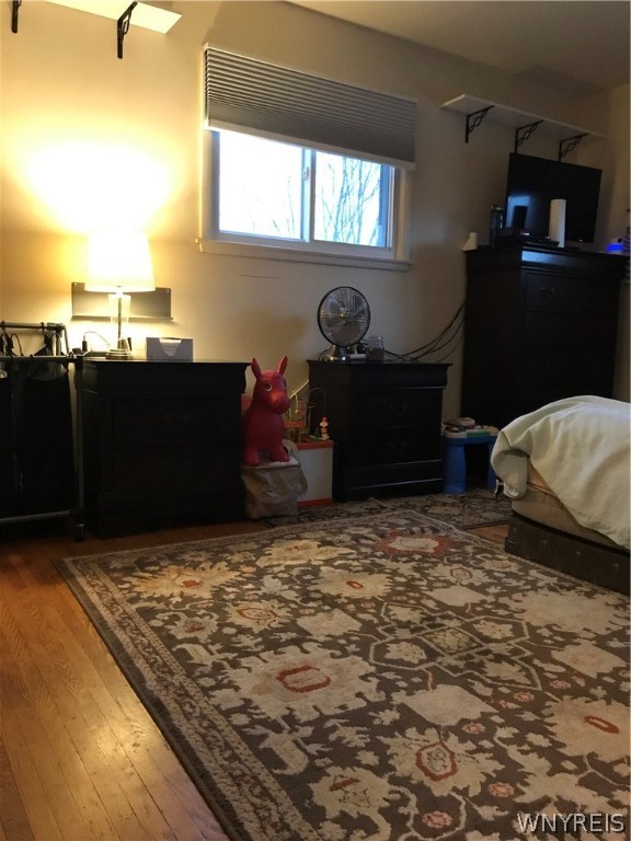 33 Anthony Drive Lancaster, NY 14043 - Photo 13 of 22 Master bedroom