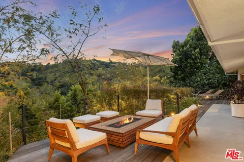 $3,489,000 | 8410 Edwin Drive, Los Angeles, CA 90046