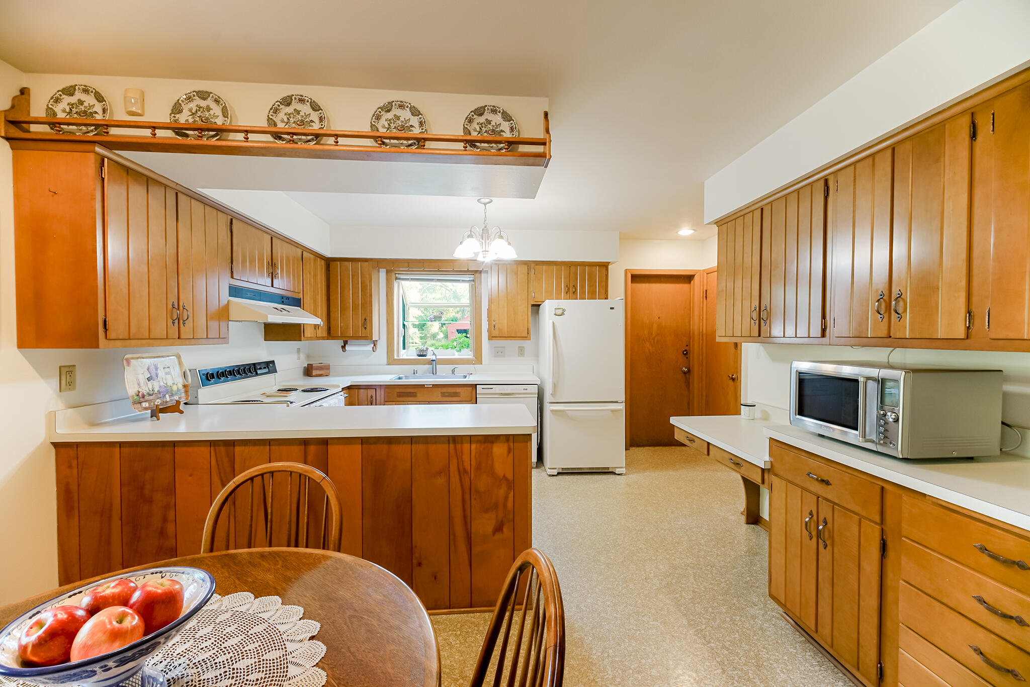 8160 North 37th Street Brown Deer, WI 53209 - Photo 16 of 30 10