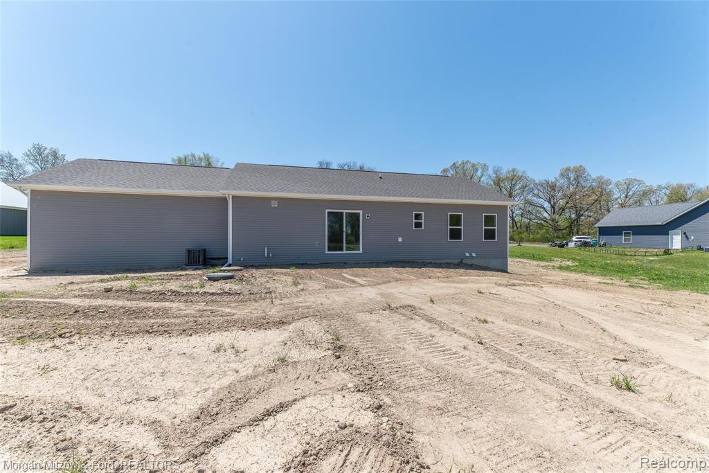 1305 South Hickory Ridge Road Highland, MI 48357 - Photo 32 of 34