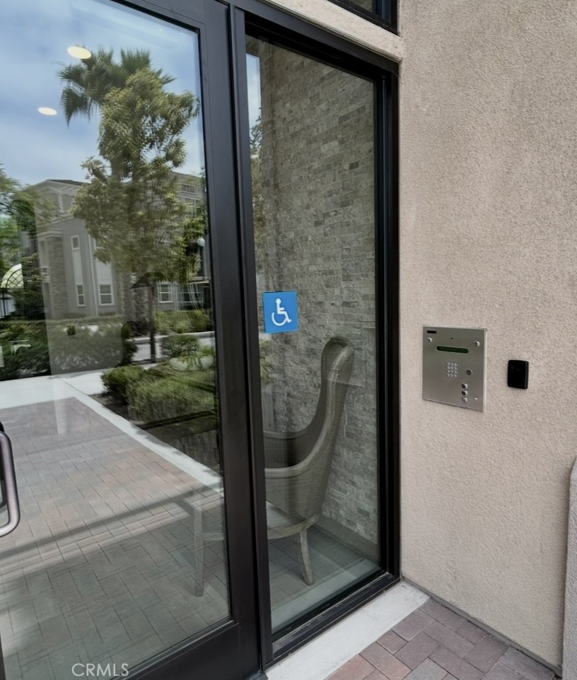 2870 Wagon Wheel Road, Unit 304 Oxnard, CA 93036 - Photo 23 of 31 Street Entrance on first Floor
