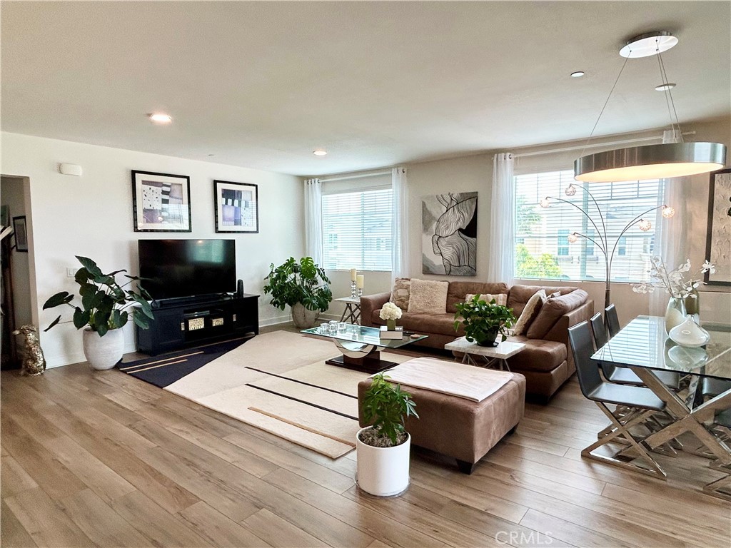 2870 Wagon Wheel Road, Unit 304 Oxnard, CA 93036 - Photo 4 of 31