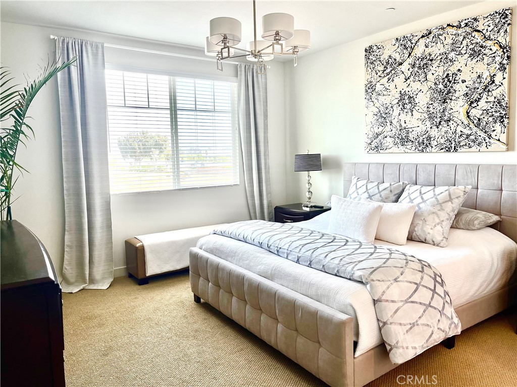 2870 Wagon Wheel Road, Unit 304 Oxnard, CA 93036 - Photo 7 of 31 Master Bedroom