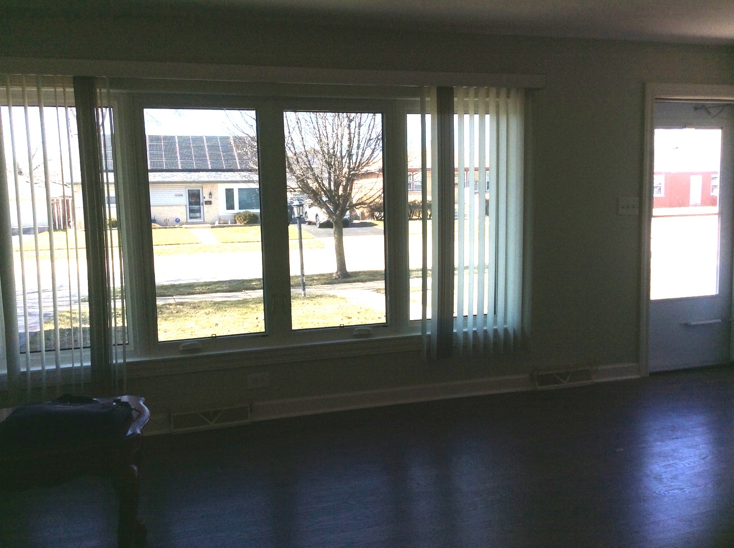 10309 Barnard Drive Chicago Ridge, IL 60415 - Photo 3 of 33 Gallery Image 3