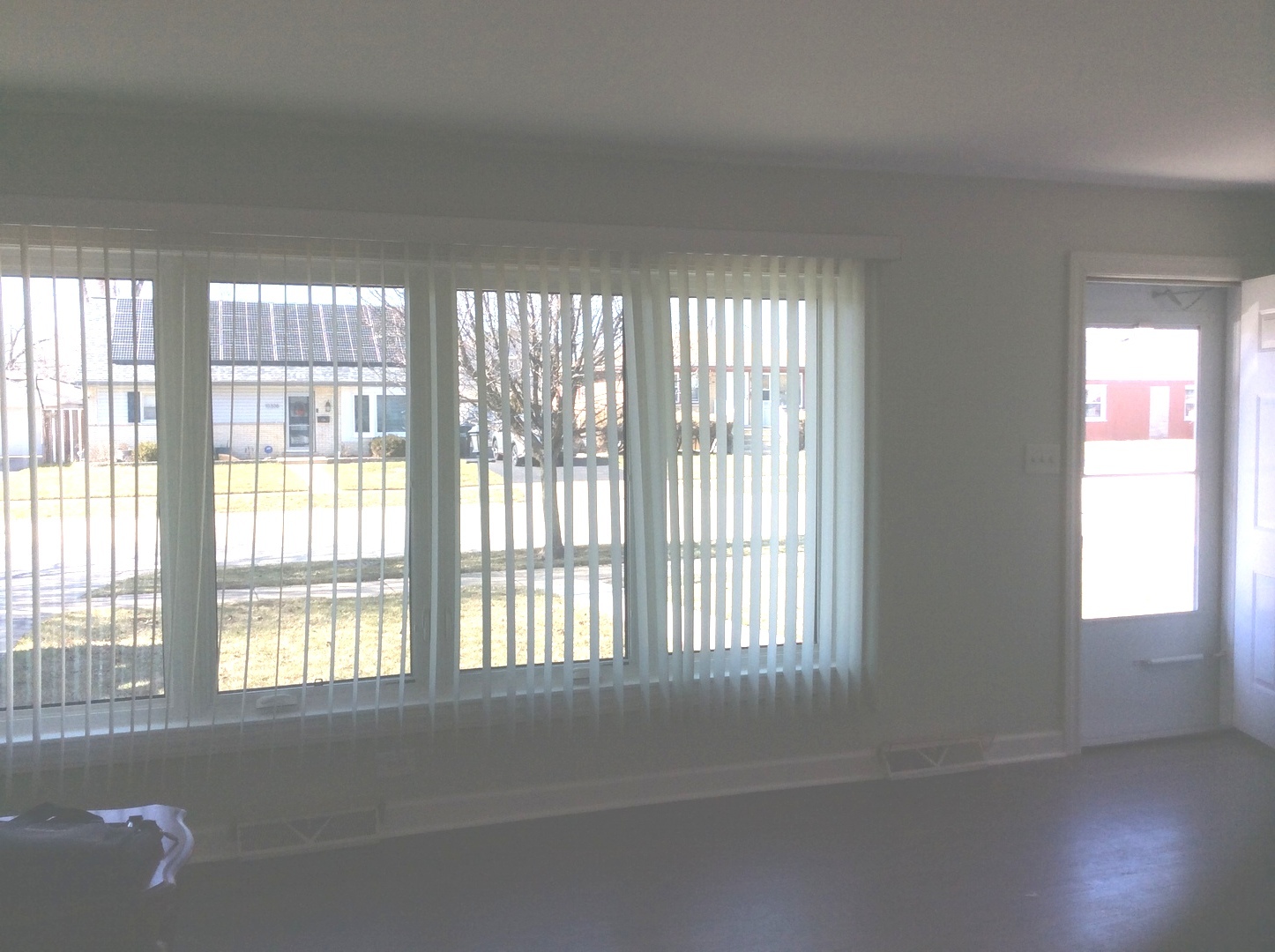 10309 Barnard Drive Chicago Ridge, IL 60415 - Photo 4 of 33 Gallery Image 4