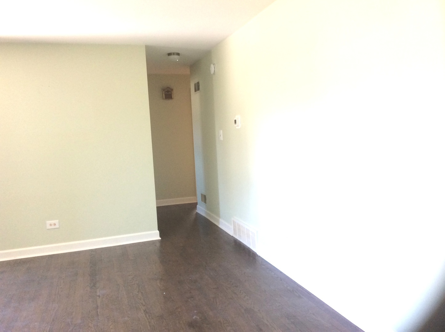 10309 Barnard Drive Chicago Ridge, IL 60415 - Photo 8 of 33 Gallery Image 8