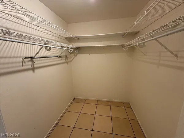 $1,250 | 5710 East Tropicana Avenue, Unit 1218, Las Vegas, NV 89122