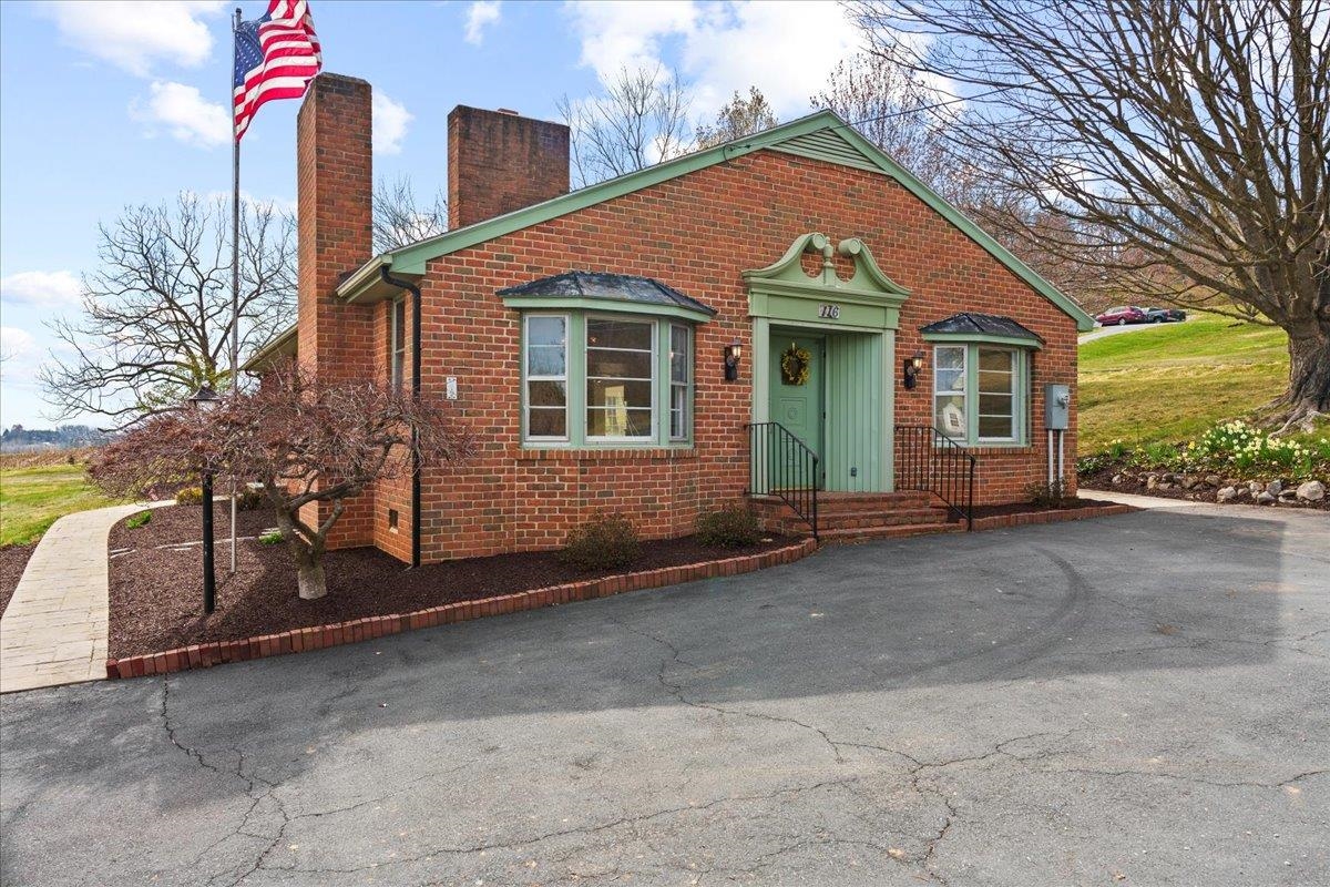 116 Seawright Springs Road Mount Sidney, VA 24467 - Photo 6 of 52 Gallery Image 6