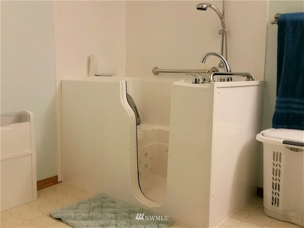 282 Rhododendron Drive Sequim, WA 98382 - Photo 16 of 25 Gallery Image 16