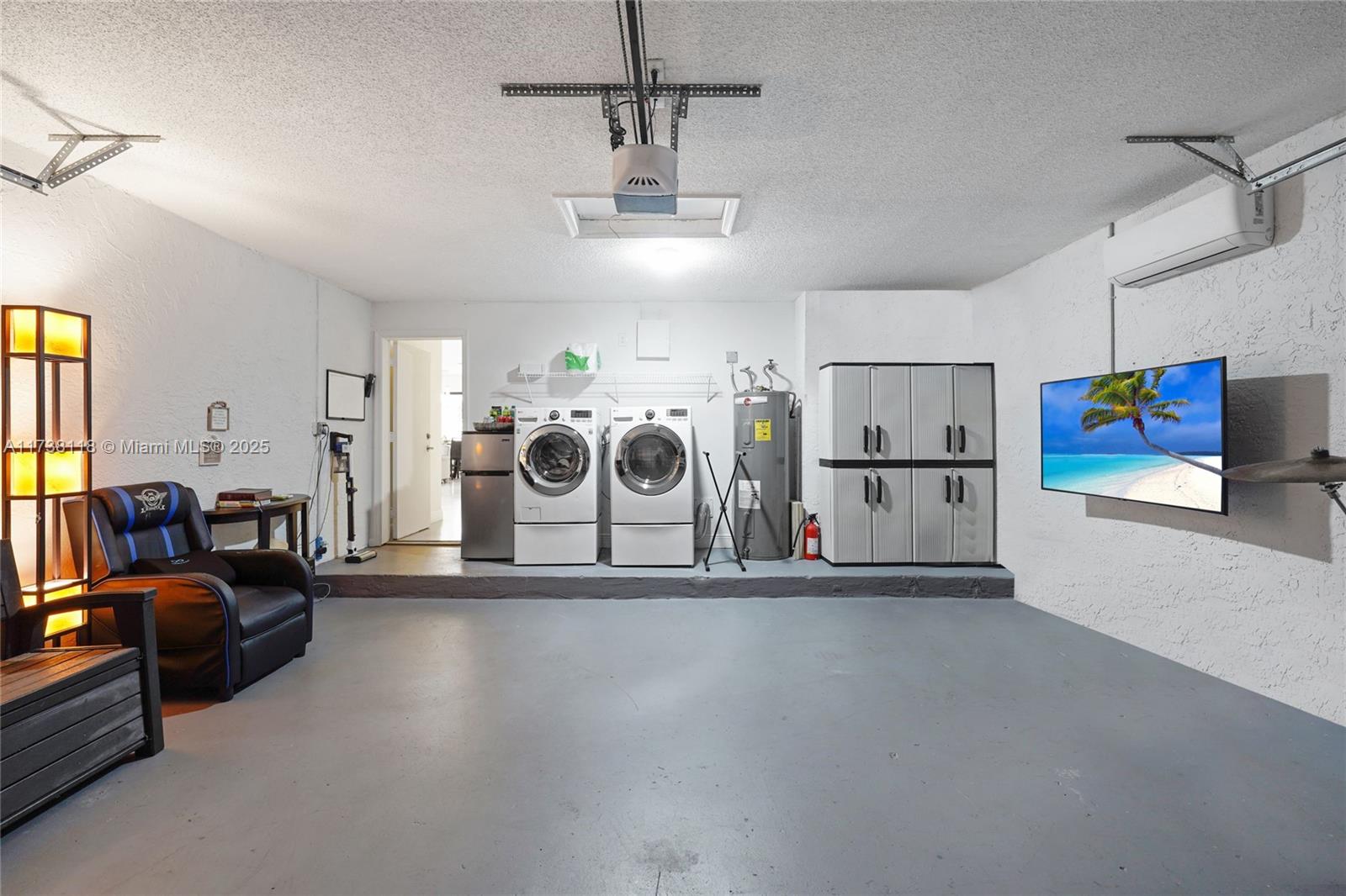 Silver Shores Miramar, FL 33027 - Photo 13 of 42 a view of a livingroom with furniture and windows