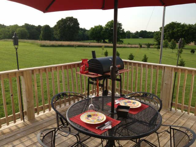 4808 Somerville Road Cross Plains, TN 37049 - Photo 5 of 18 a view of a chairs and table in patio