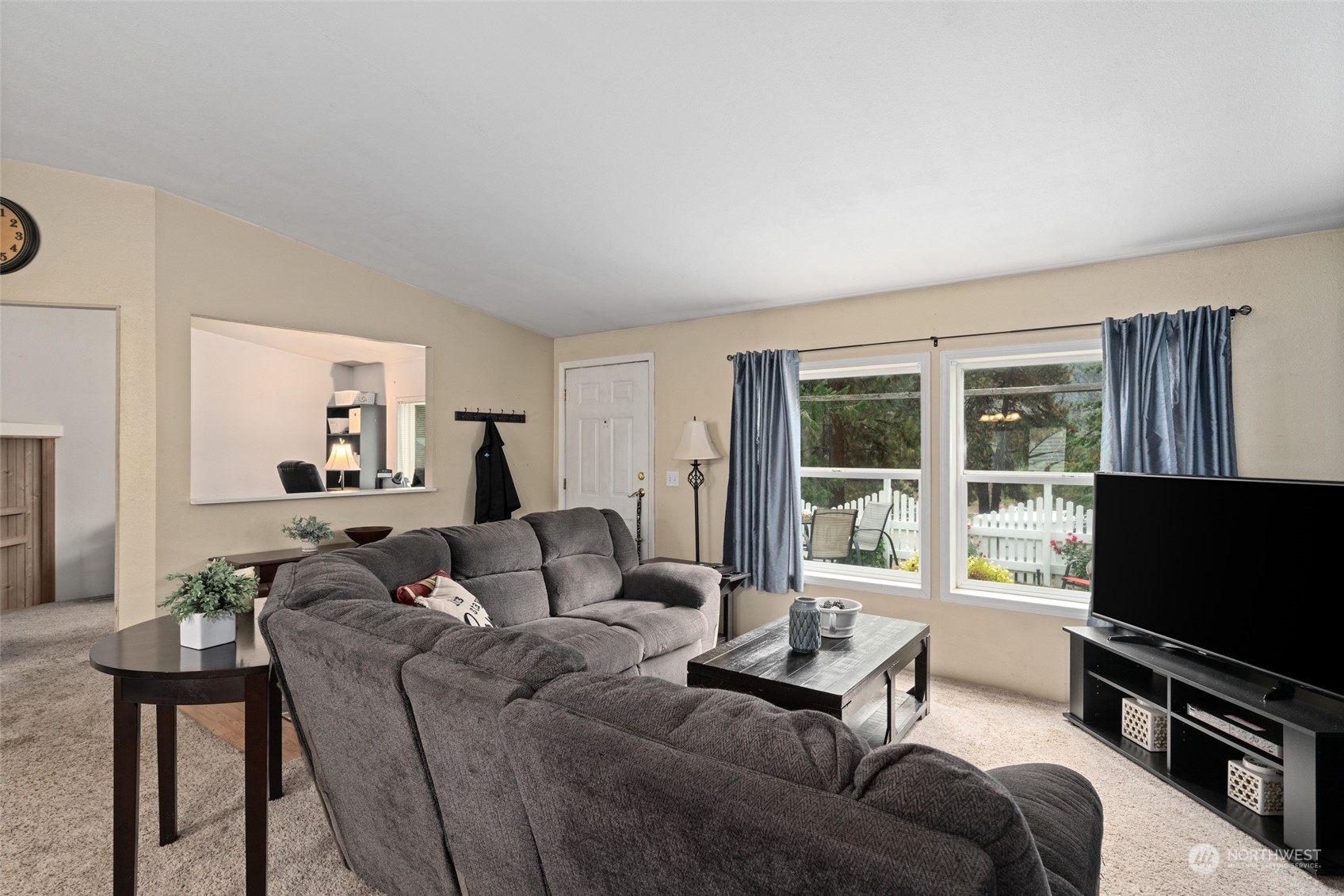 4580 Navarre Coulee Road Chelan, WA 98816 - Photo 12 of 36 Gallery Image 12