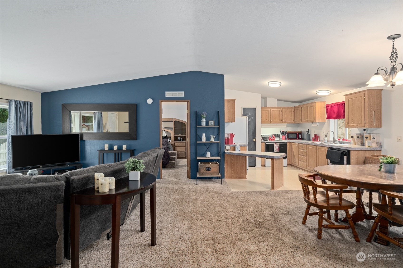 4580 Navarre Coulee Road Chelan, WA 98816 - Photo 14 of 36 Gallery Image 14