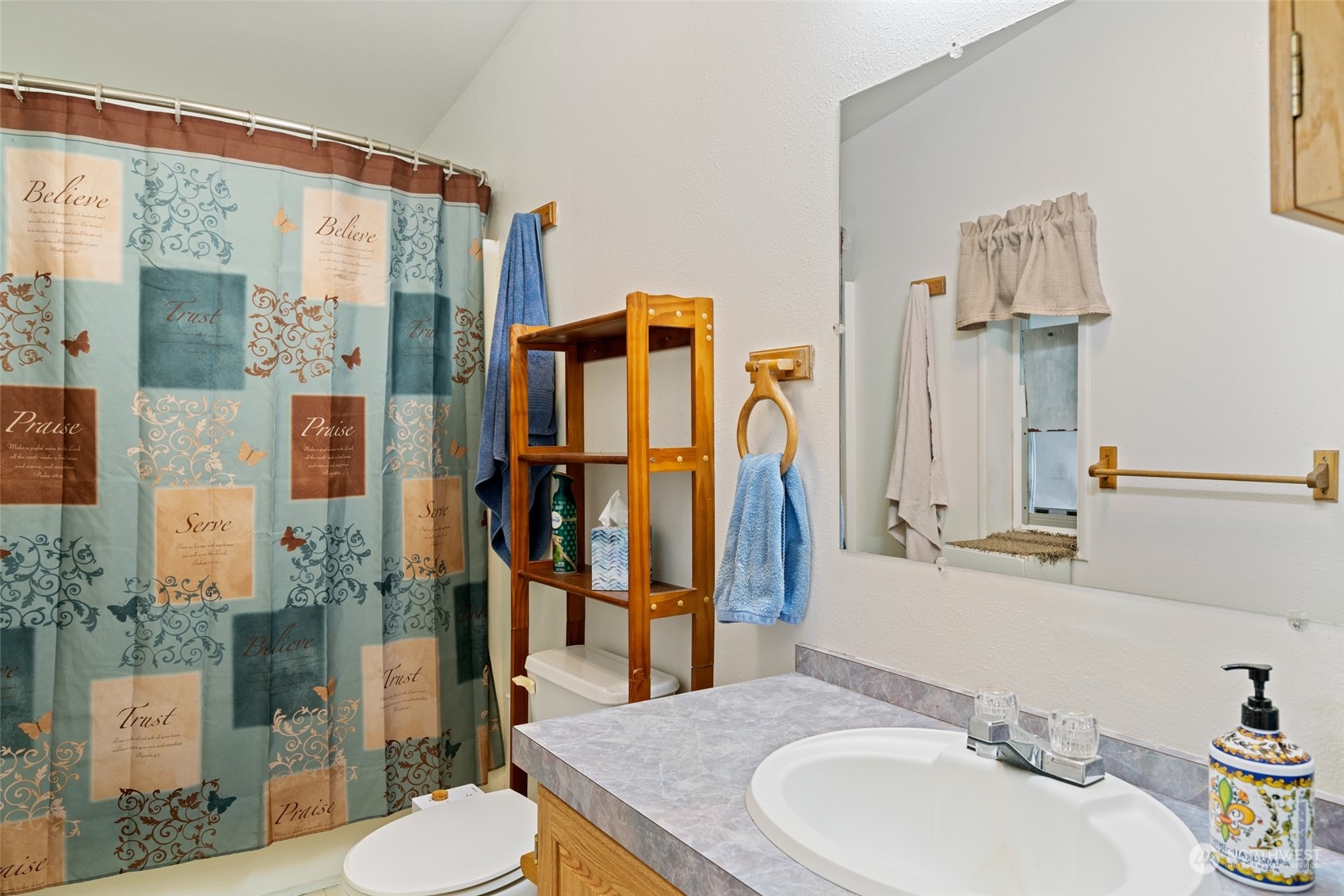4580 Navarre Coulee Road Chelan, WA 98816 - Photo 20 of 36 Gallery Image 20