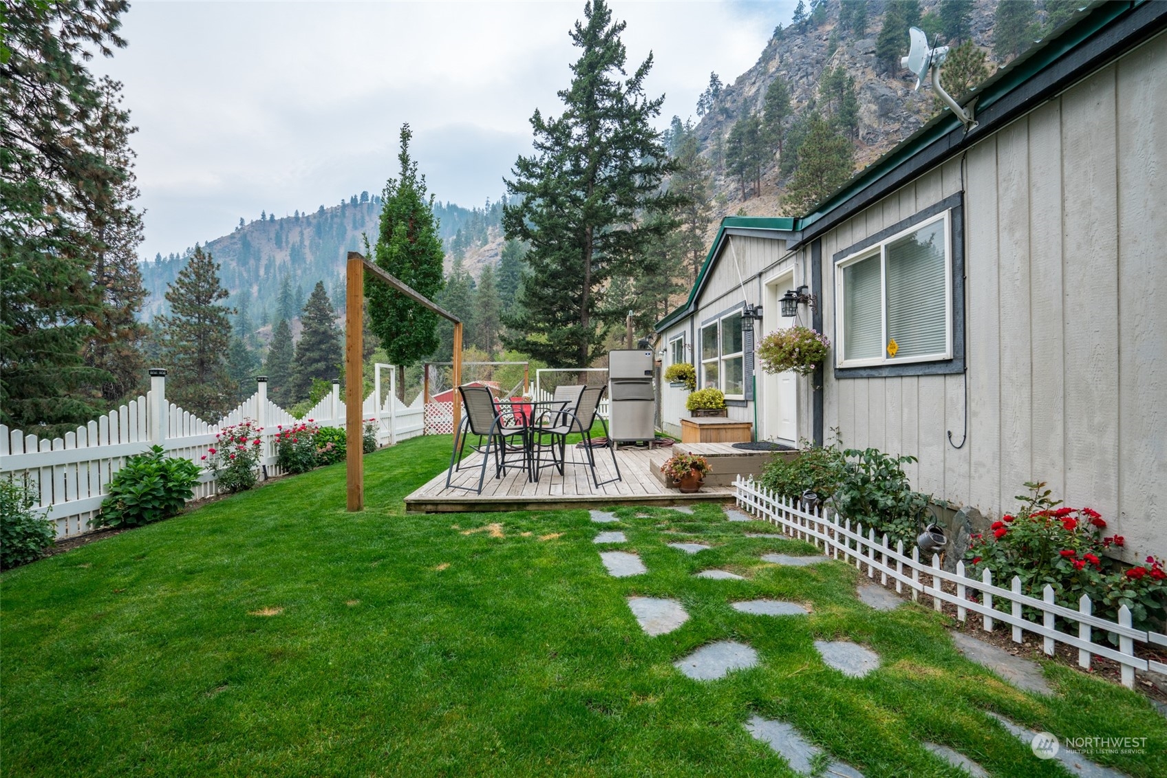 4580 Navarre Coulee Road Chelan, WA 98816 - Photo 24 of 36 Gallery Image 24