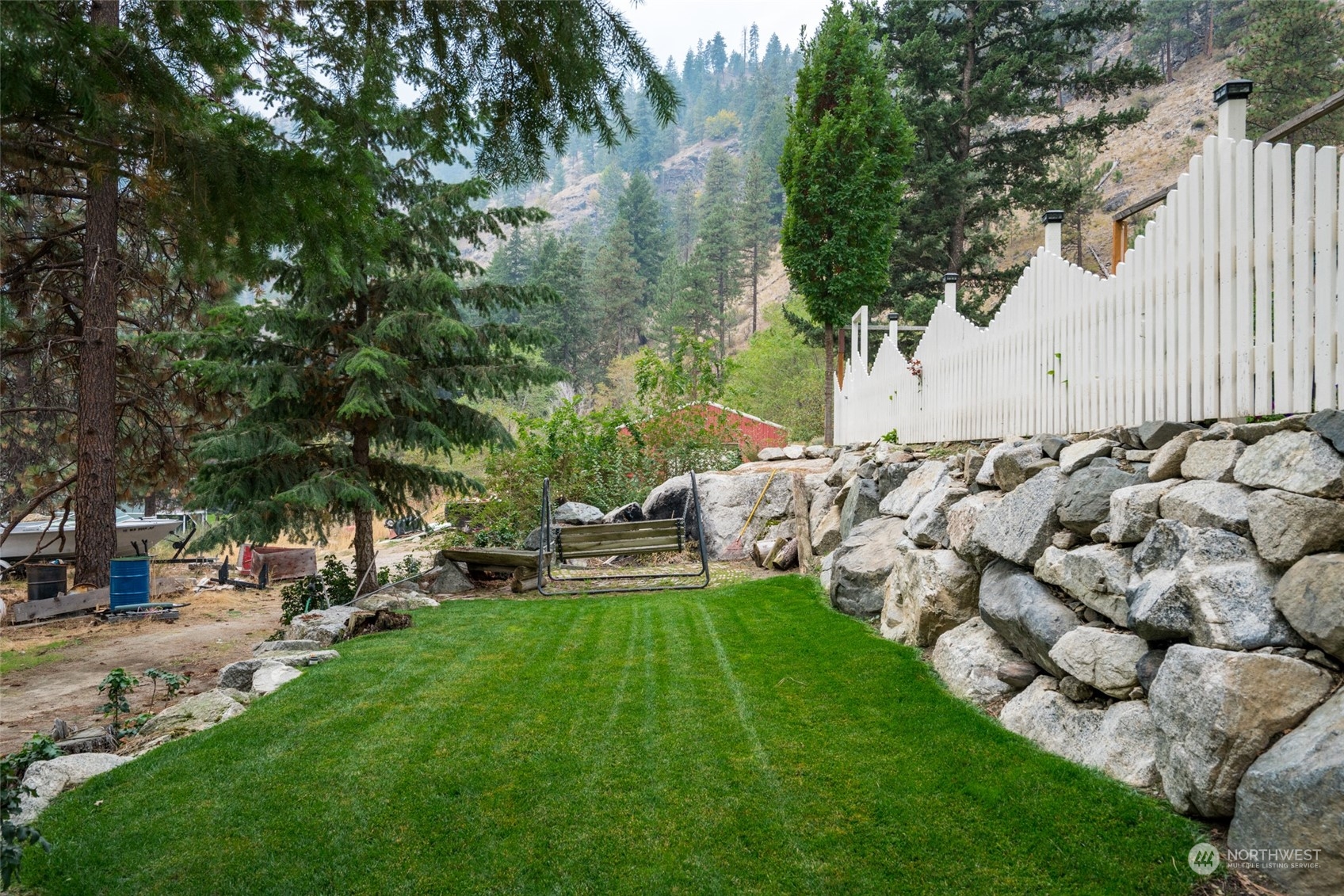 4580 Navarre Coulee Road Chelan, WA 98816 - Photo 29 of 36 Gallery Image 29
