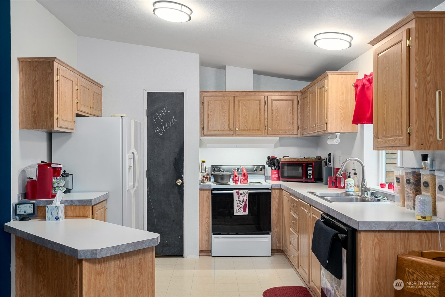 4580 Navarre Coulee Road Chelan, WA 98816 - Photo 6 of 36 Gallery Image 6