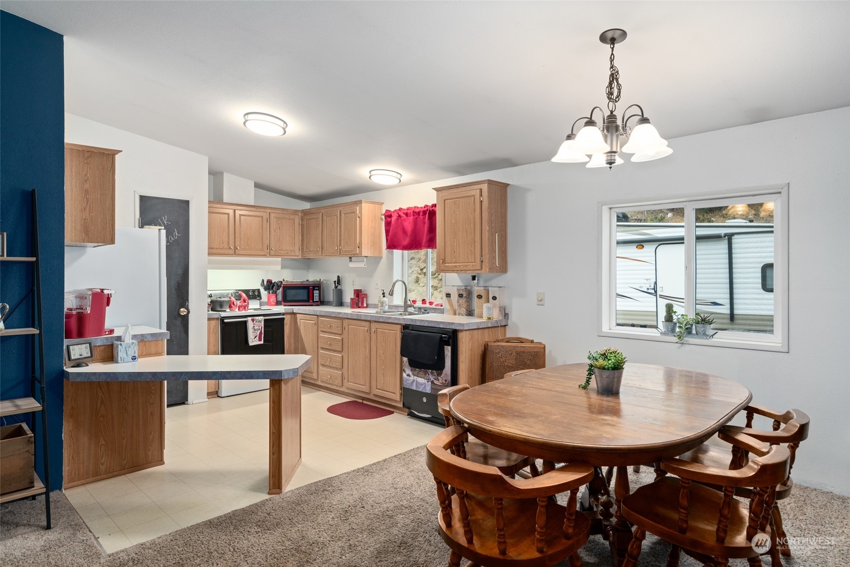 4580 Navarre Coulee Road Chelan, WA 98816 - Photo 8 of 36 Gallery Image 8