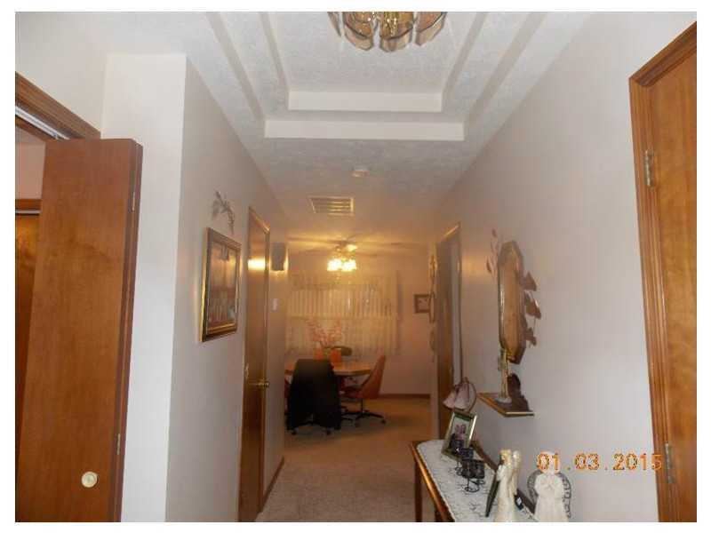 5556 Fox Ridge Drive, Unit 5556 Springfield, OH 45503 - Photo 5 of 24