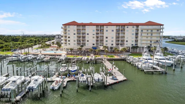 $89,900 | 100 Olde Towne Yacht Club Drive, Unit C10, Beaufort, NC 28516