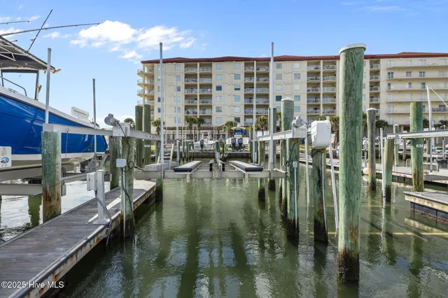 $89,900 | 100 Olde Towne Yacht Club Drive, Unit C10, Beaufort, NC 28516