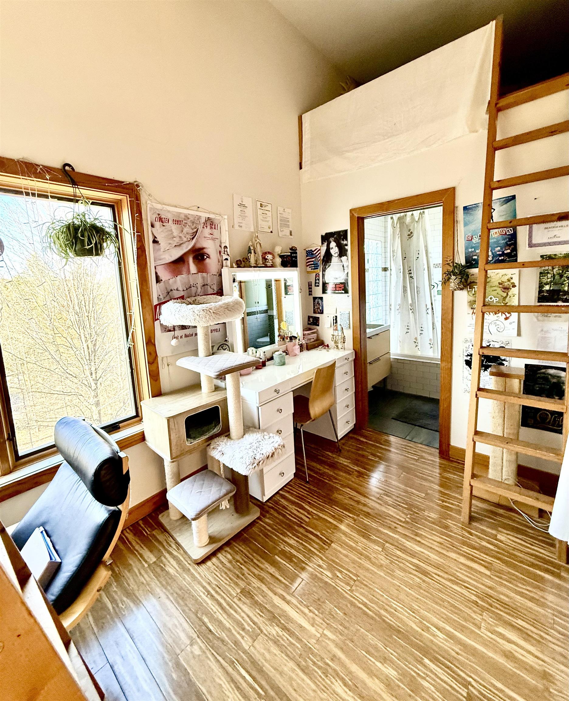 10959 East Pobuda Road Suttons Bay, MI 49682 - Photo 30 of 71 1933764-2a92b8b6-5e0f-4d51-b8c6-408f0de8ad61.JPG