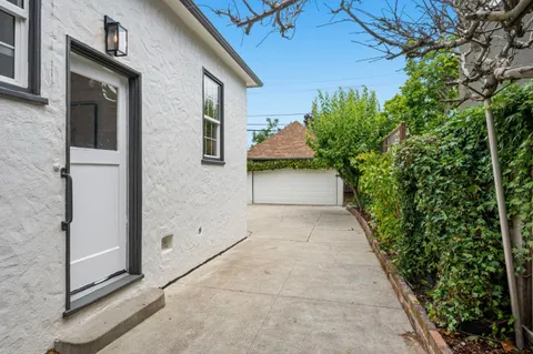 $2,600,000 | 563 Edinburgh Street, San Mateo, CA 94402