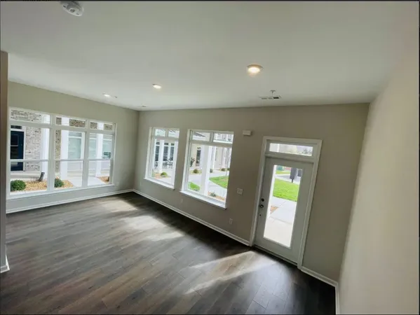 $2,300 | 2400 Arden Village Drive, Unit E, Columbia, TN 38401
