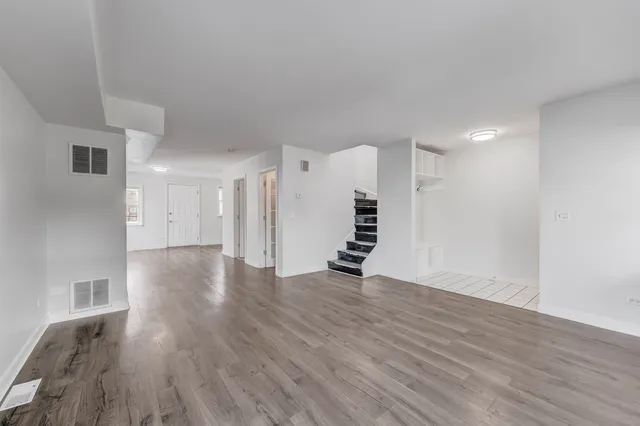 $2,900 | 1166 West Cullerton Street, Chicago, IL 60608