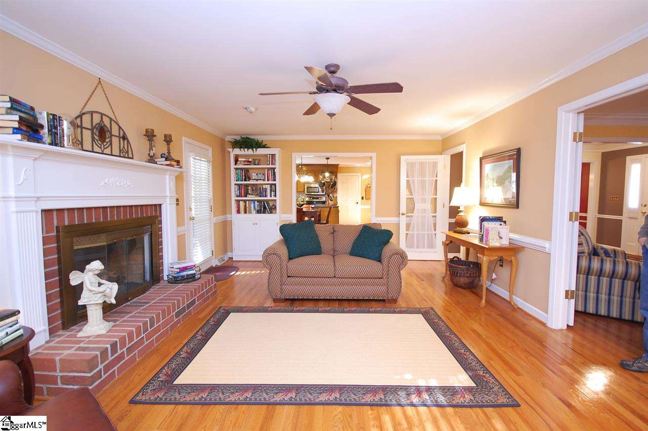 105 Tarleton Way Greer, SC 29650 - Photo 11 of 36 Gallery Image 11