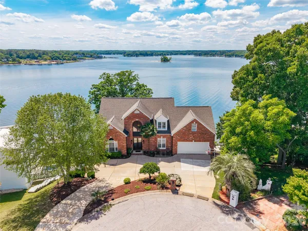 $2,125,000 | 7110 Anchorage Lane, Fort Mill, SC 29708