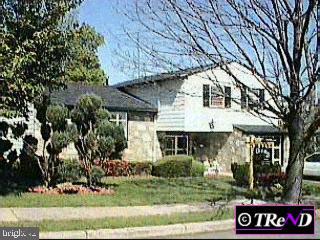 11994 Lockart Road Philadelphia, PA 19116 - Photo 1 of 1 Gallery Image 1