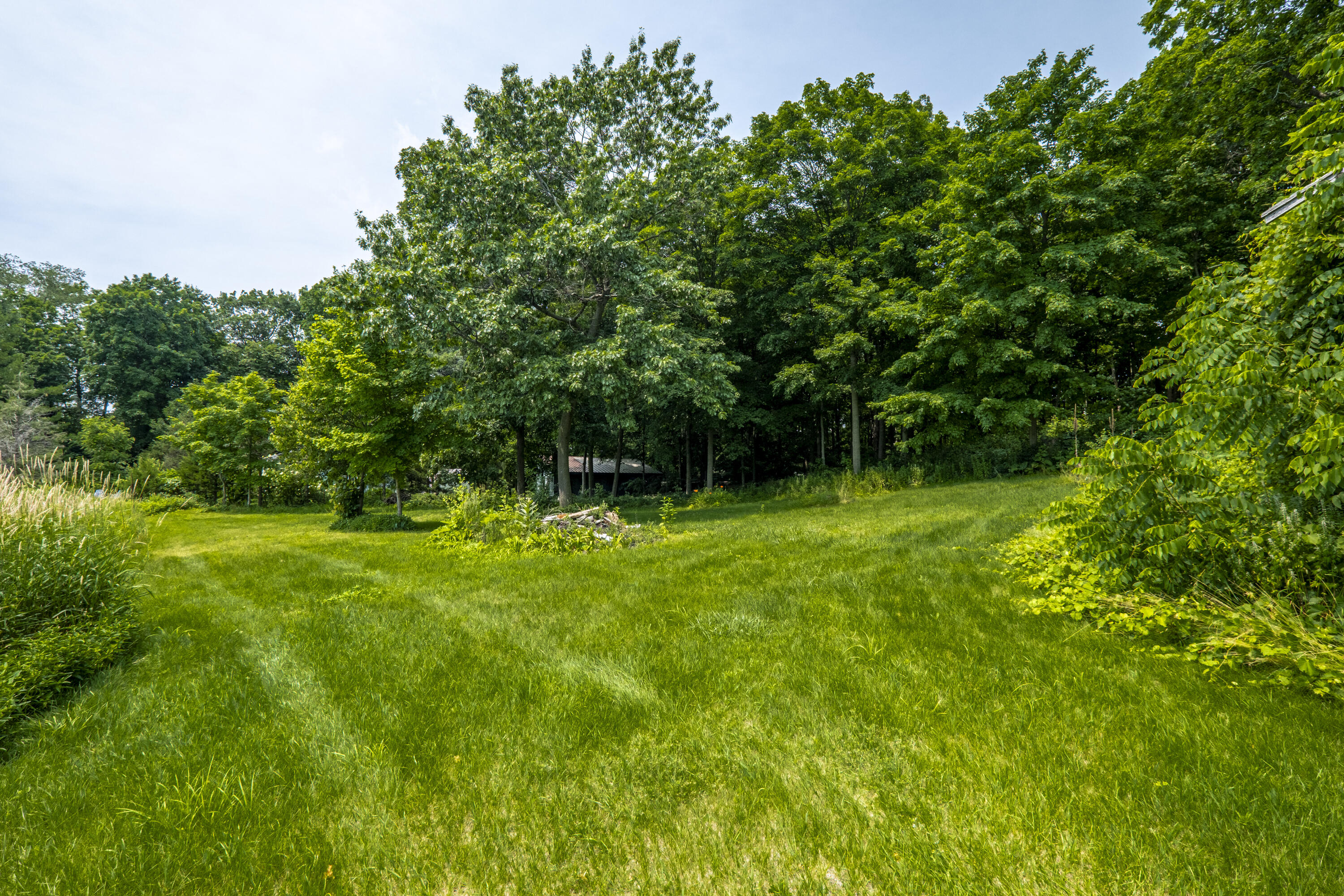 W6773 North Lakeshore Circle Sugar Creek, WI 53121 - Photo 18 of 36 Vacant Land Sugar Creek (8)