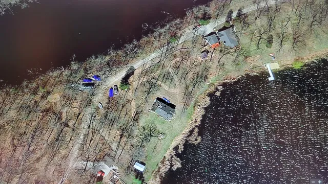 $229,900 | W6773 North Lakeshore Circle, Sugar Creek, WI 53121